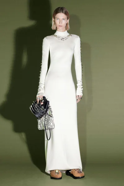Look 35